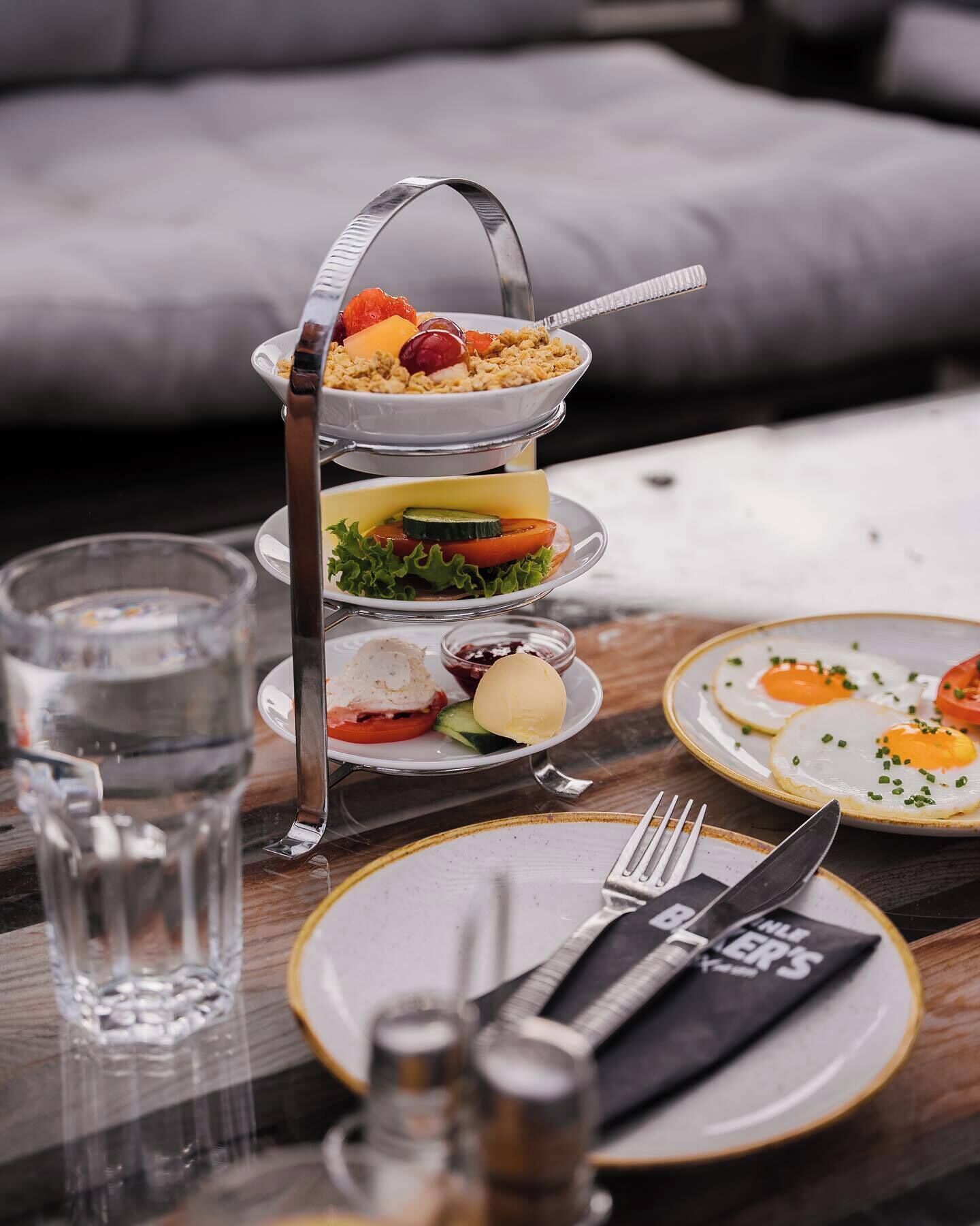 Frokostbuffé hver dag (EUR 11.00 per person)