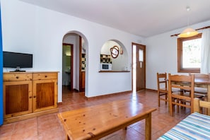 TV - Apartamentos Vistapicas (Ciutadella de Menorca)