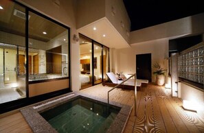 Tomannsrom, 2 soverom, røyk | Utendørs boblebad