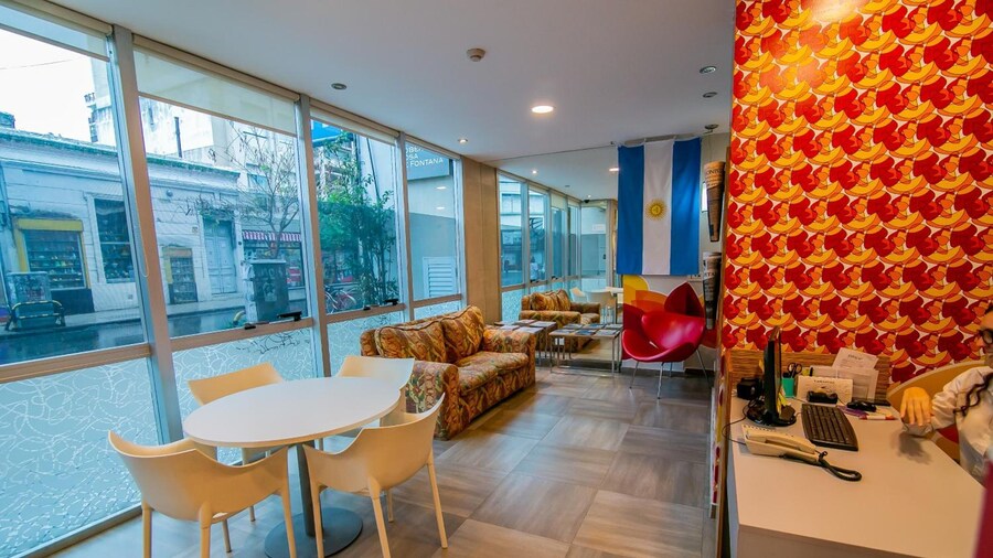 Roberta Rosa de Fontana Suites