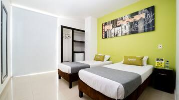 Economy Twin Room | Free WiFi, bed sheets