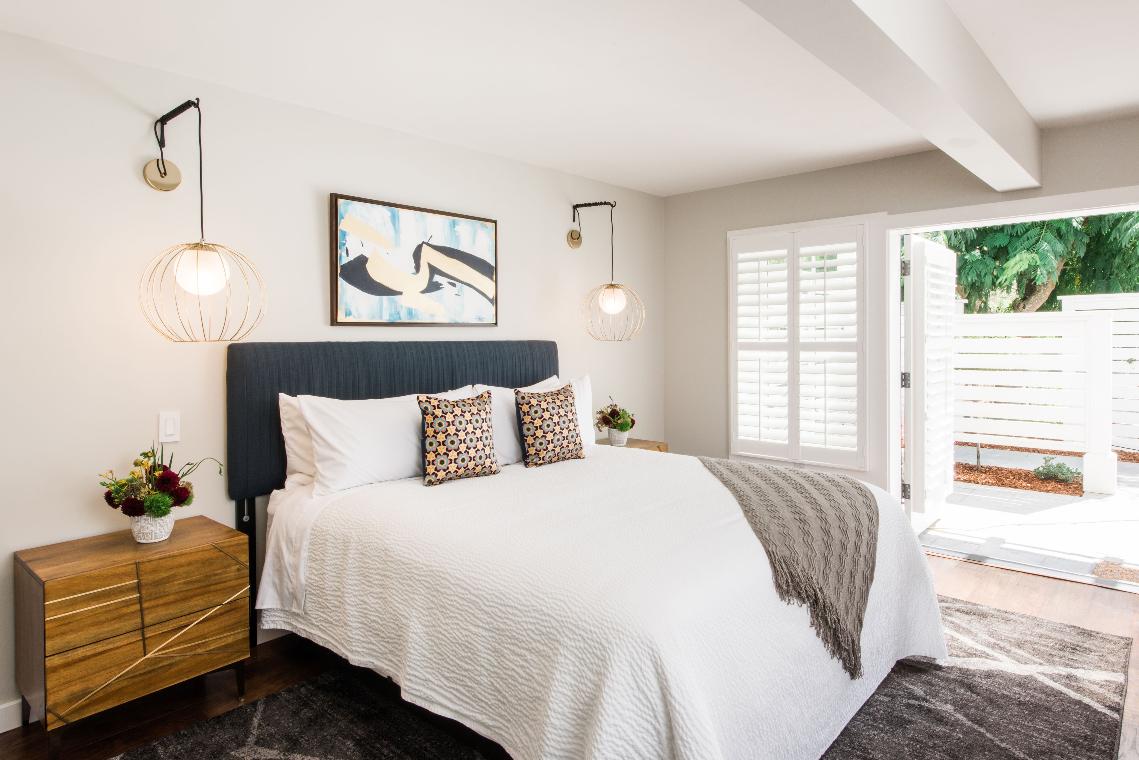 Habitación | Ropa de cama de alta calidad, caja fuerte, escritorio