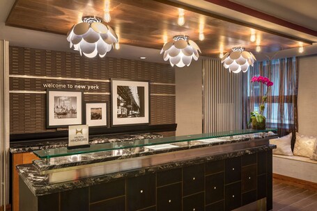 Hampton Inn Manhattan Downtown Financial District - Image 5