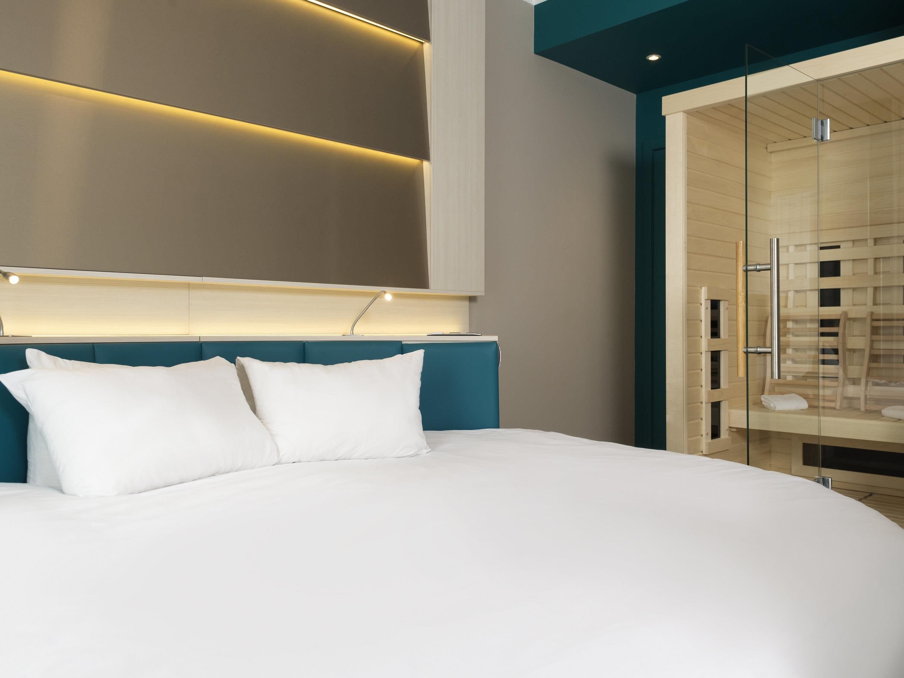 Pillowtop beds, desk, blackout drapes, soundproofing