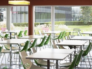 Daily buffet breakfast for a fee - ibis Styles Nivelles (Nivelles)