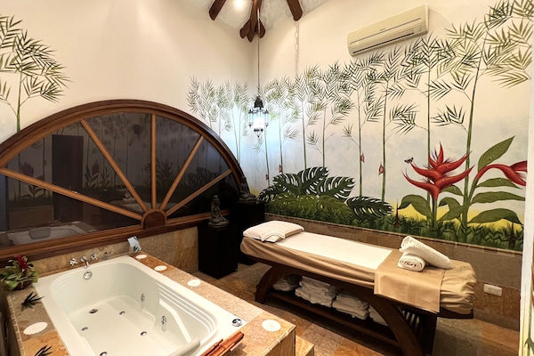 Sauna, Turkish bath, body treatments, hydrotherapy, aromatherapy