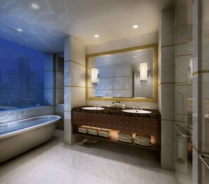 Suite (Club Panoramic) | Équipements de salle de bain