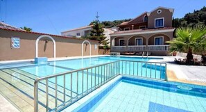 Outdoor pool, pool loungers
