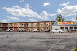 Breakfast and lunch served, American cuisine - Budget Inn Boise (Boise)