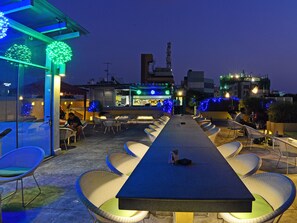 Tempat makan outdoor
