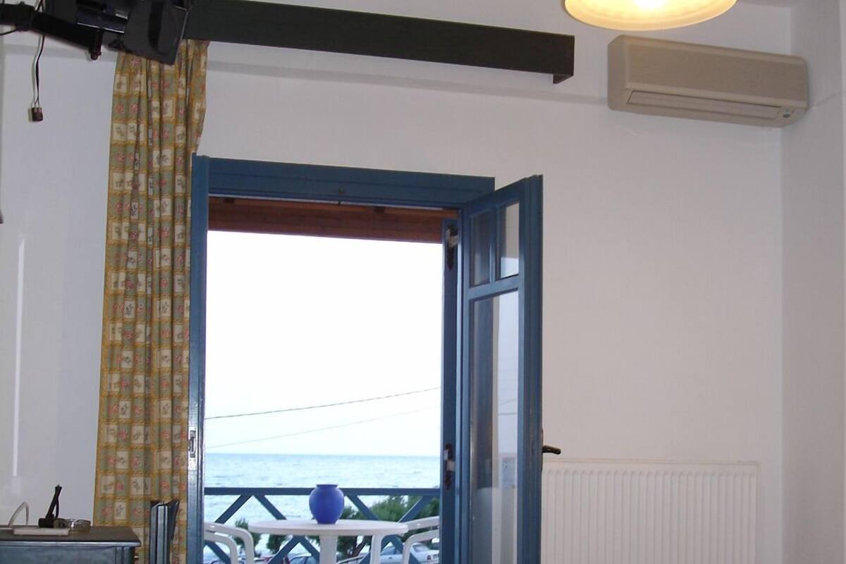 Iron/ironing board, free cots/infant beds, free rollaway beds, free WiFi