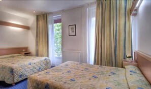 Twin Room | Premium bedding, in-room safe, soundproofing, free WiFi - Hotel Edgar Quinet (Paris)