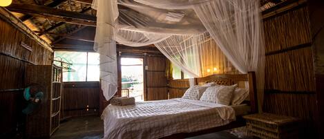 Zimmersafe, Bügeleisen/Bügelbrett, kostenloses WLAN