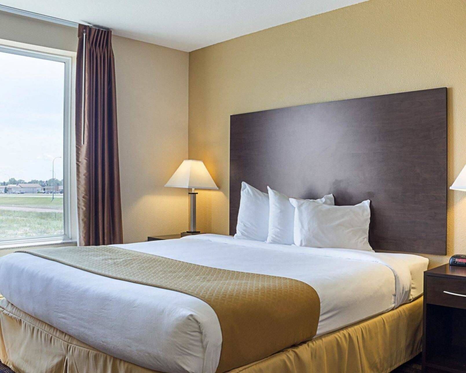 In-room safe, desk, laptop workspace, blackout drapes