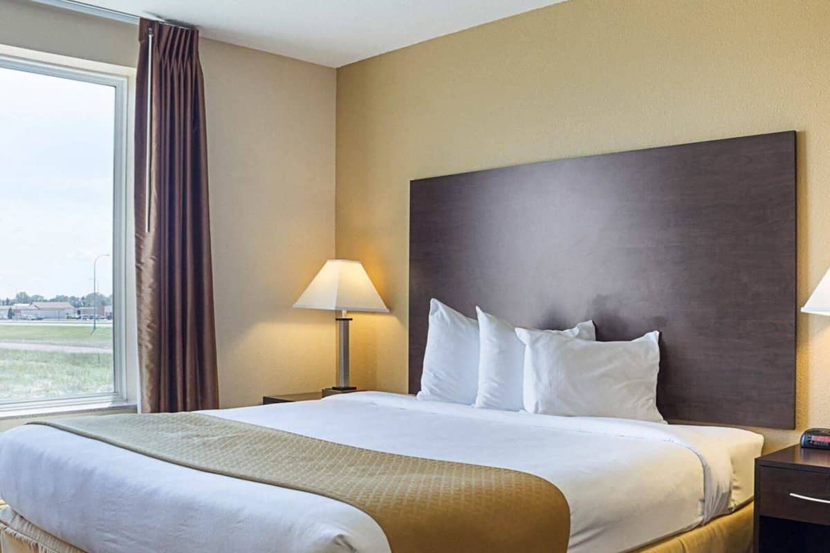 In-room safe, desk, laptop workspace, blackout drapes