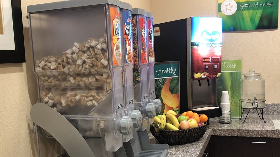 Quality Inn & Suites Minot North