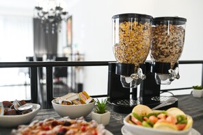 Breakfast buffet - Dash Hotel (Novi Sad)