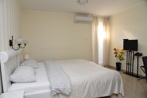 Double or Twin Room - Dash Hotel (Novi Sad)