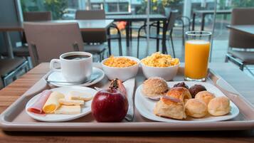 Daily full breakfast for a fee
