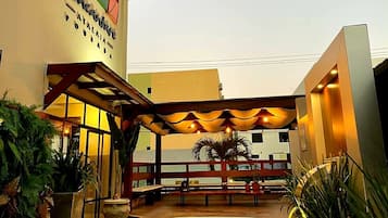 Piscina externa