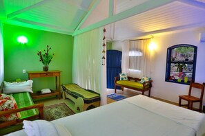 Minibar, desk, free WiFi, bed sheets - Pousada Da Condessa (Paraty)