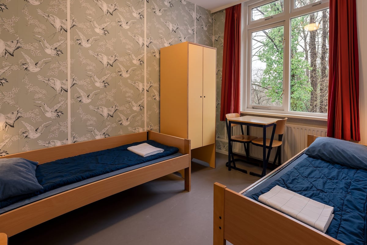 Standard Twin Room, Private Bathroom