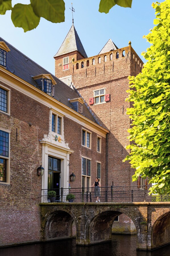 Property entrance - Stayokay Heemskerk - Hostel (Heemskerk)