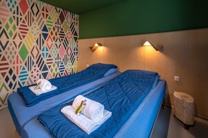 Habitación cuádruple familiar, baño privado | Wifi gratis y ropa de cama