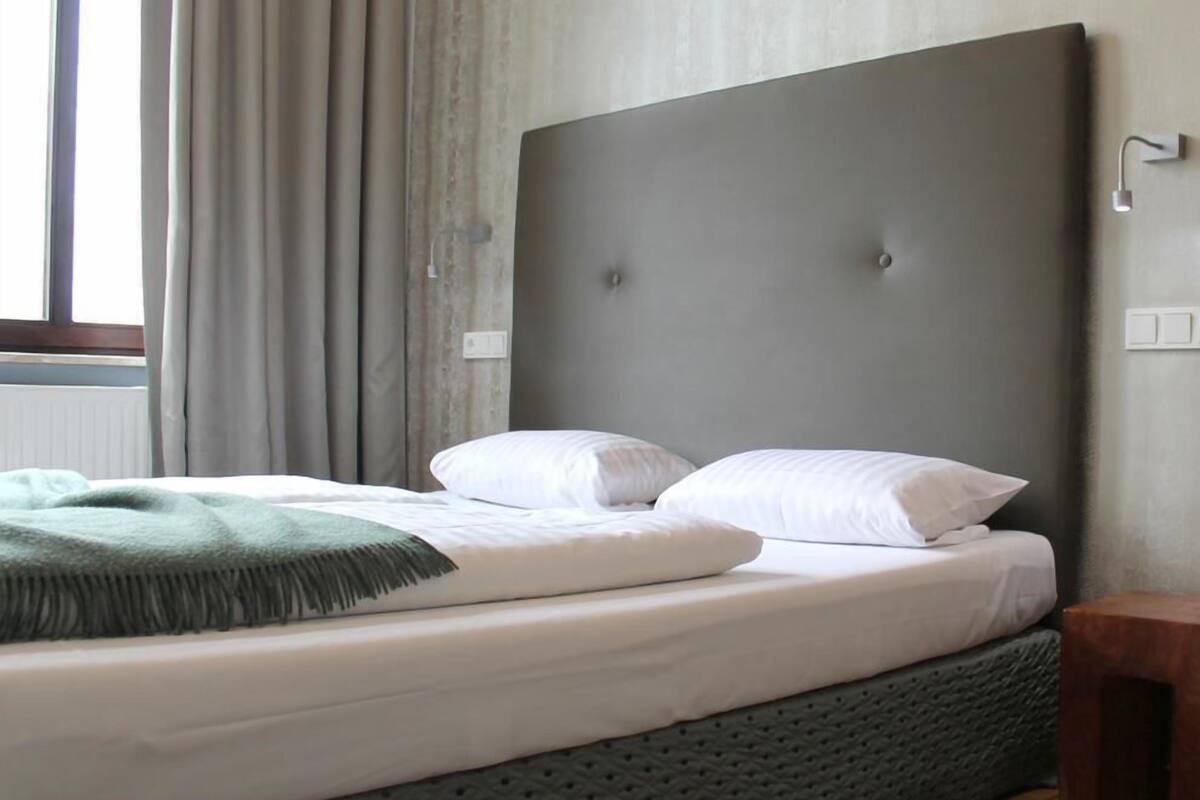 Standard Double Room, Private Bathroom | Blackout drapes, iron/ironing board (on request), cribs (free)