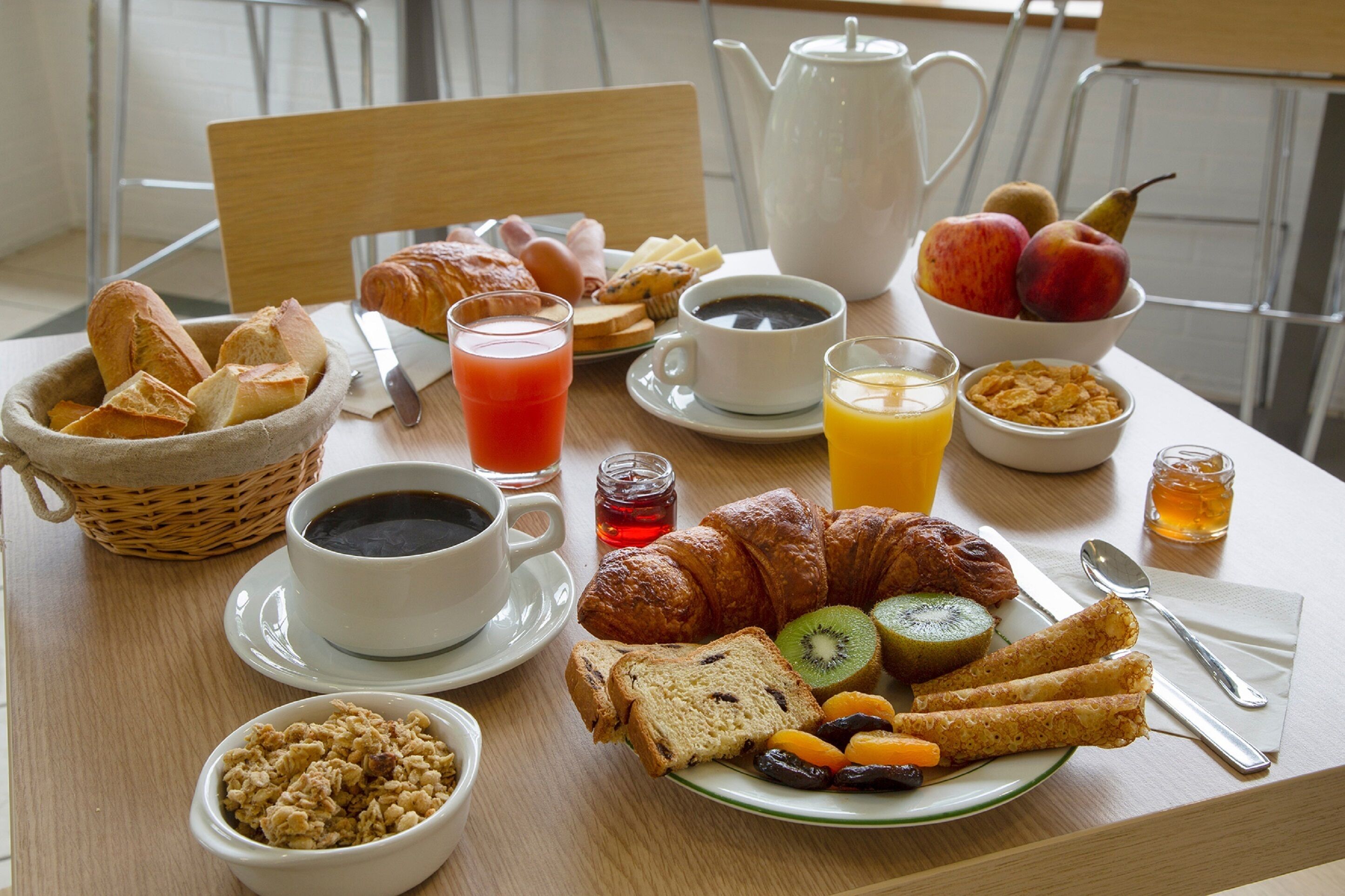 Desayuno continental diario (EUR 9.50 por persona)