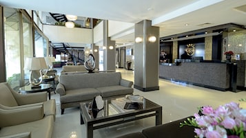 Zona de estar del vestíbulo