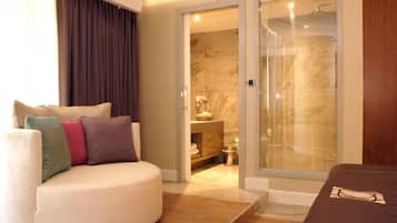 Standard Double or Twin Room | Select Comfort beds, in-room safe, desk, iron/ironing board