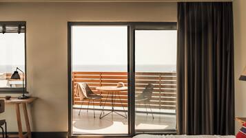 Studio, Sea View | Coffres-forts dans les chambres, bureau