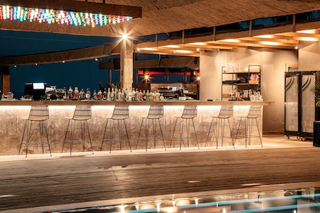 Bar (en la propiedad). Ananea Kleopatra Beach (+12 Adults Only)
