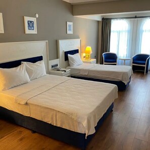 Family Room | Minibar, in-room safe, laptop workspace, blackout drapes - Mara Palace Hotel (Fethiye)