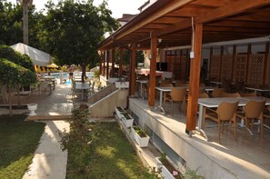 Breakfast, lunch, dinner served; Turkish cuisine - Felice Hotel (Kemer)