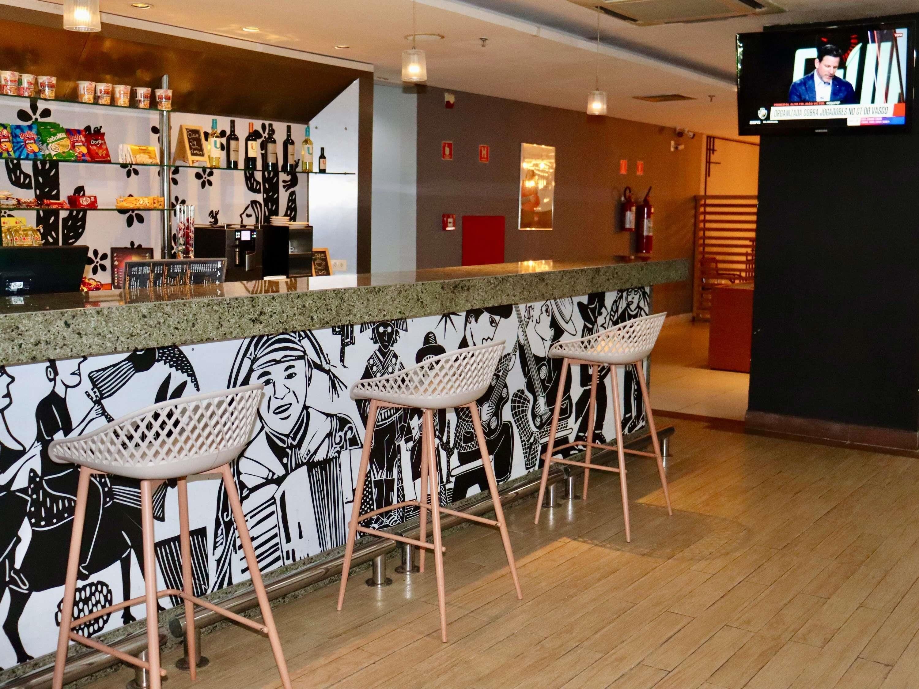 Bar (en la propiedad)