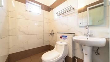 Deluxe House | Bathroom