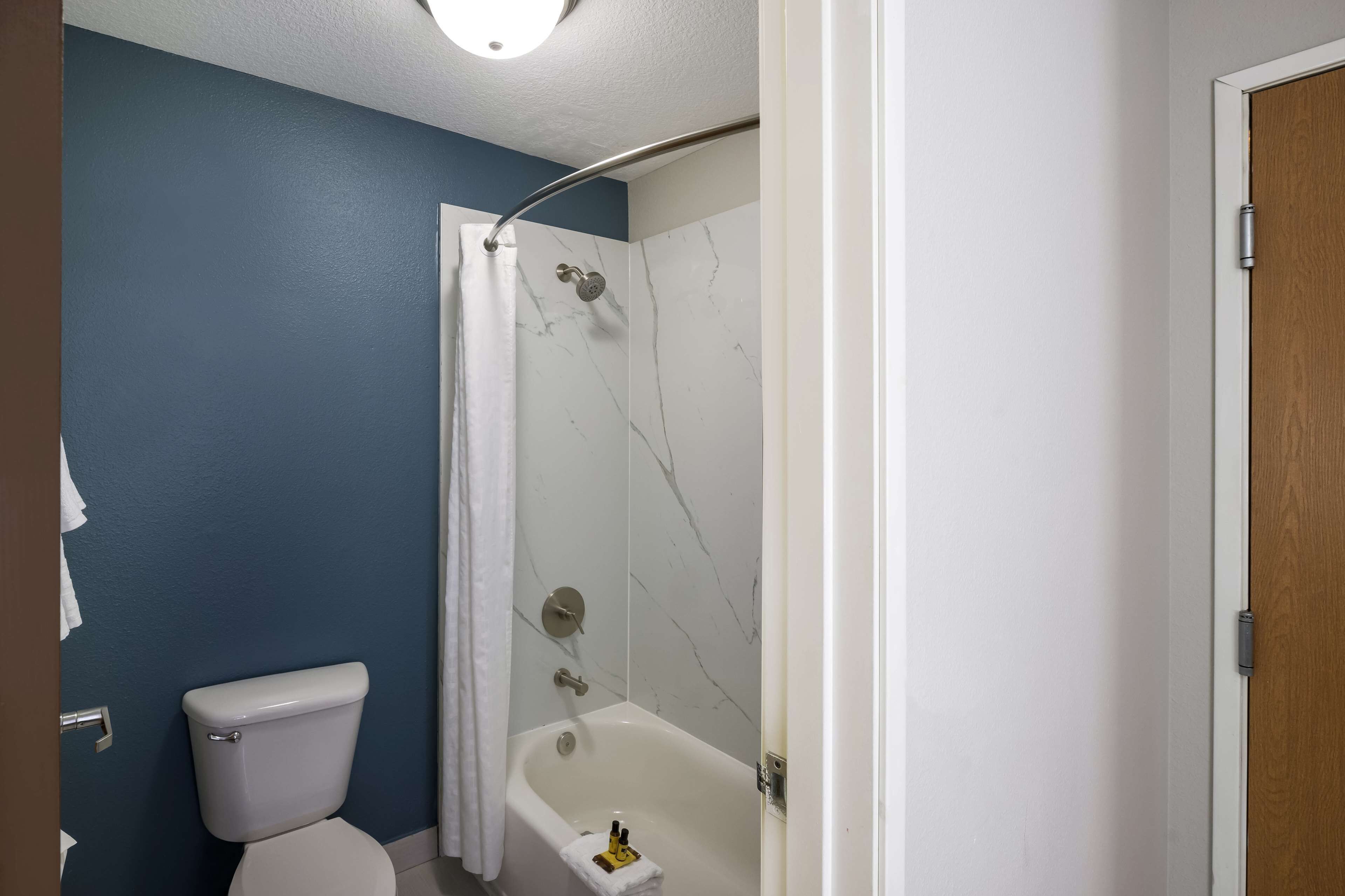 free toiletries, hair dryer, towels