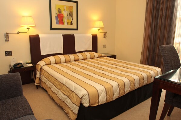 Premium bedding, minibar, in-room safe, desk