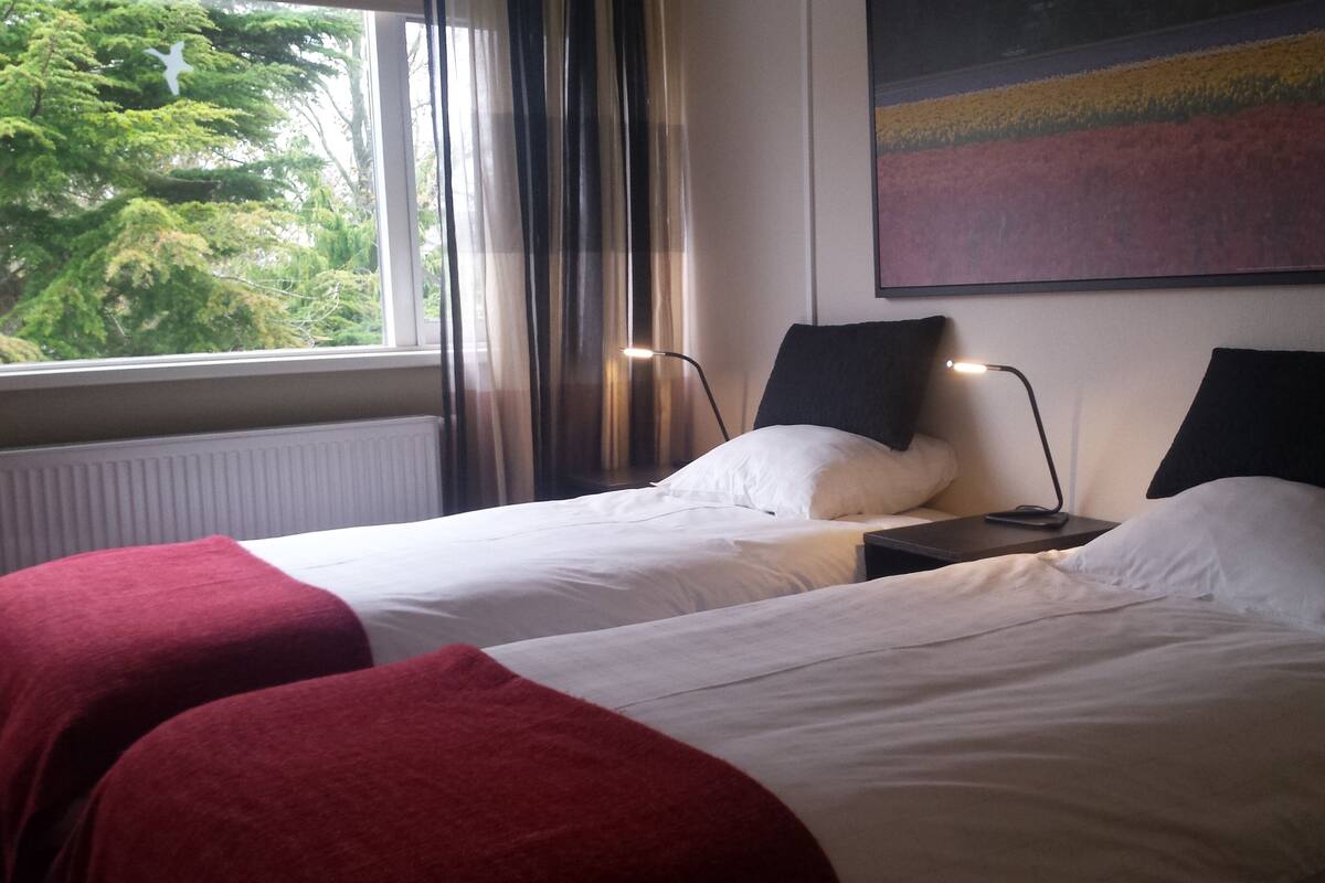 1 quarto, roupas de cama premium, Wi-Fi de cortesia, roupa de cama