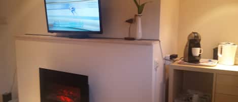 1 bedroom, premium bedding, free WiFi, bed sheets