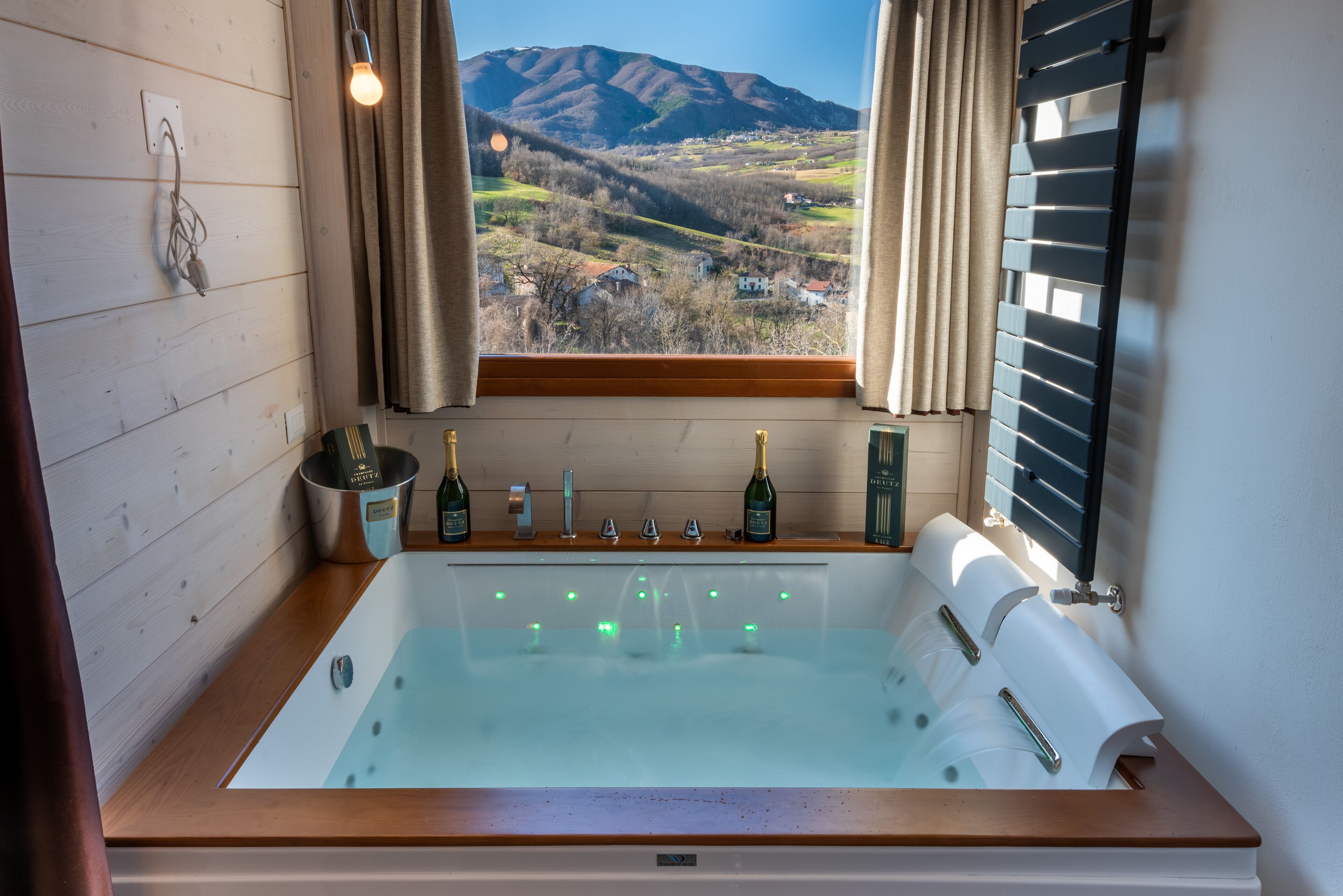 Suite Deluxe, hidromasaje | Tina de hidromasaje