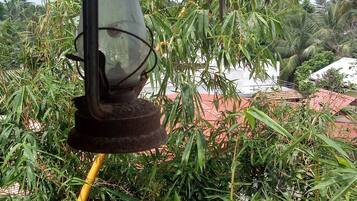 Standard Double A/C | Laptop workspace, blackout drapes, soundproofing, free WiFi