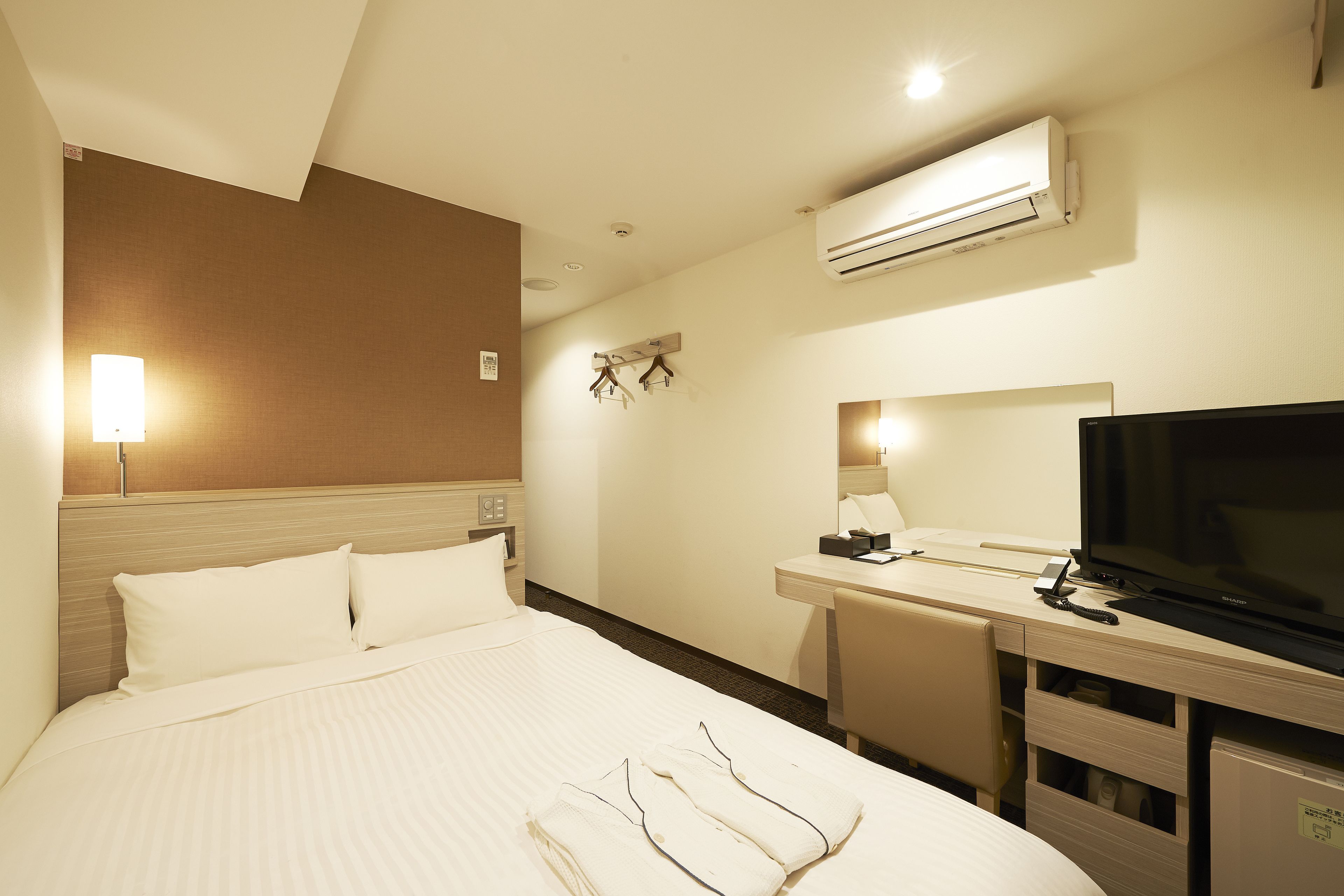 economy double room, non smoking (cashless payment only from 2021.1.27 onward) | 1 bedroom, desk, blackout curtains, free wifi