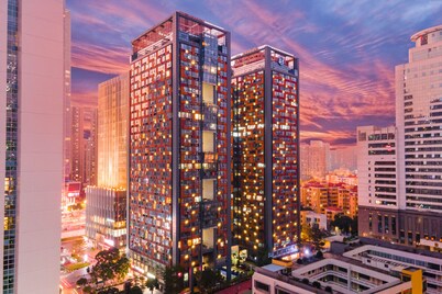 Lavande International ApartHotel US Consulate General Guangzhou Zhujiang New Town Metro Branch - Free Shuttle Bus to Canton Fair Complex During Canton Fair Period & Free VPN Internet Access