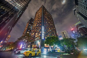 Exterior - Lavande International ApartHotel US Consulate General Guangzhou Zhujiang New Town Metro Branch - Free Shuttle Bus to Canton Fair Complex During Canton Fair Period & Free VPN Internet Access (Guangzhou)