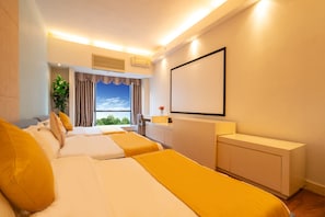 Luxury Triple Room | 1 bedroom, free minibar items, in-room safe, individually decorated - Lavande International ApartHotel US Consulate General Guangzhou Zhujiang New Town Metro Branch - Free Shuttle Bus to Canton Fair Complex During Canton Fair Period & Free VPN Internet Access (Guangzhou)