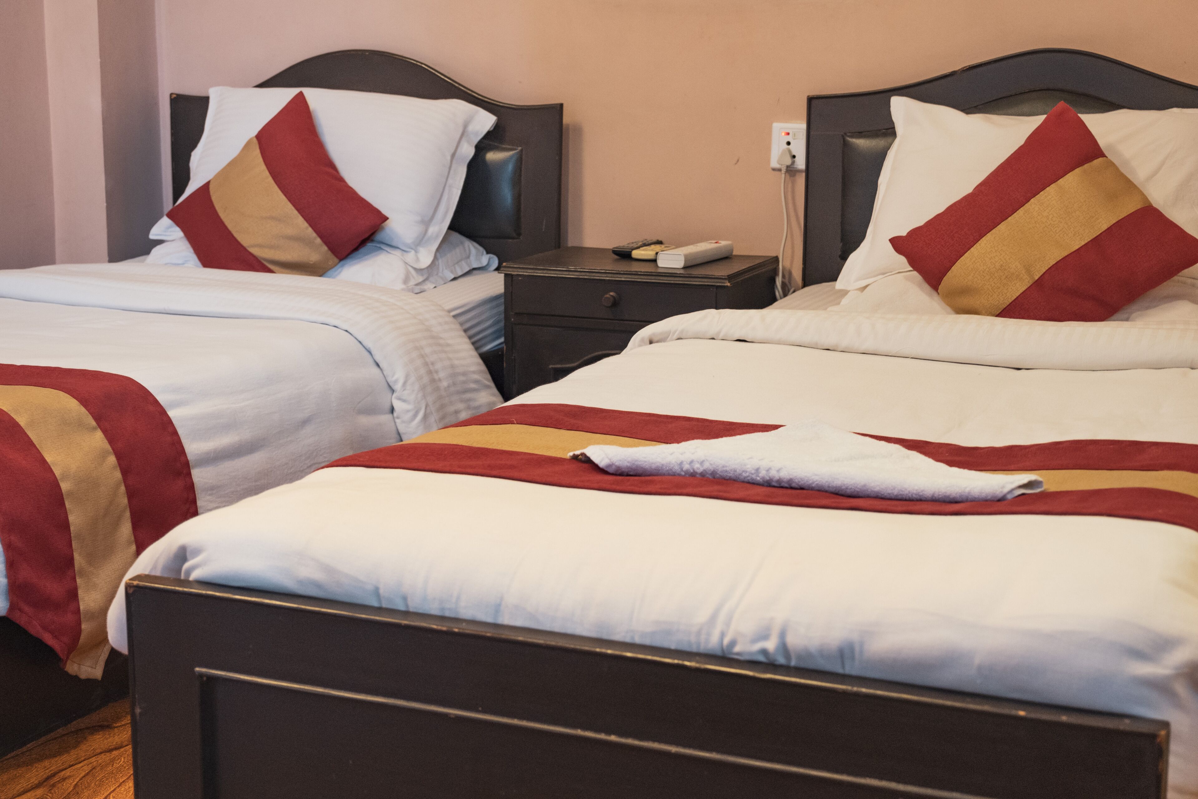 standard double room, 1 double bed, private bathroom | 1 bedroom, in-room safe, desk, rollaway beds