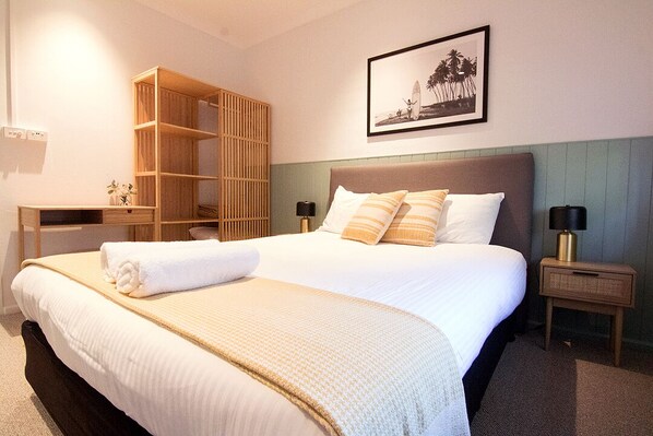 Family Apartment, 2 Bedrooms | 1 bedroom, minibar, blackout drapes, iron/ironing board